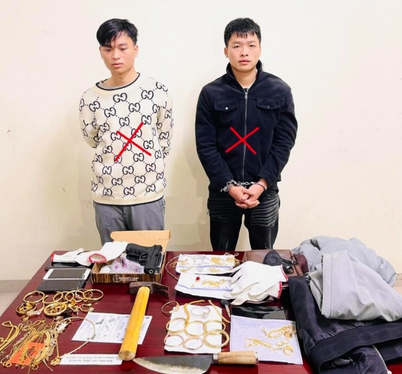 Hai nghi pham,  cuop tiem vang,  hang vang Hong Ngat,  Cua hang Hong Ngat,  Chu vang Hong Ngat anh 2
