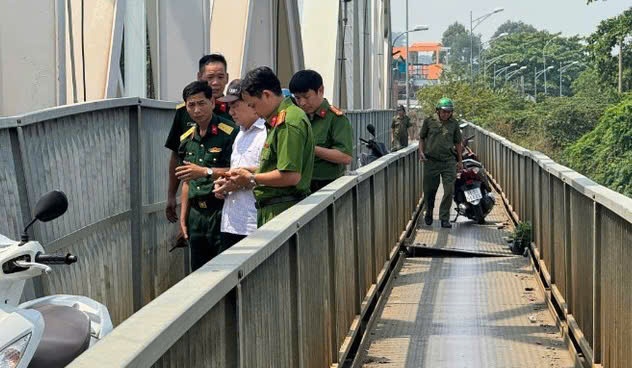 Khoi to vu tau Thanh Dat 86 tong hong cau Ghenh hinh anh