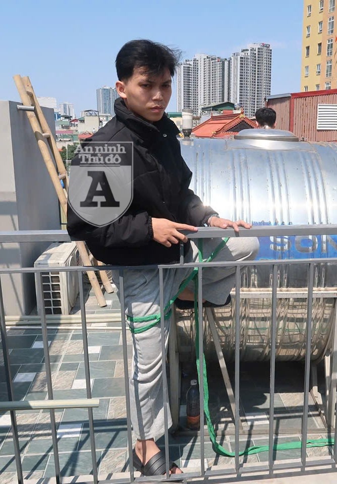 hon 5 cay vang,  trom ket sat anh 2