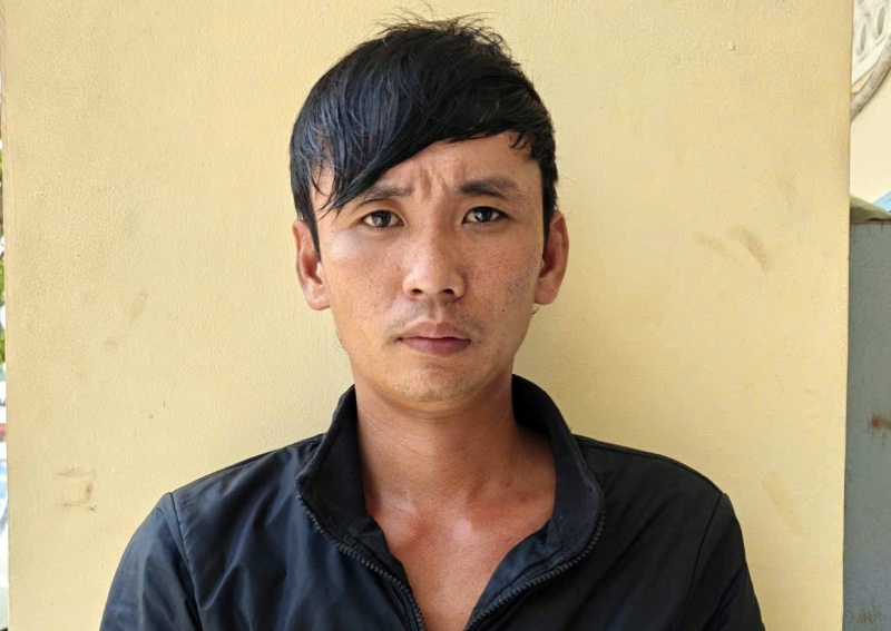 Khoi to ngu phu sat hai thuyen truong tren bien hinh anh