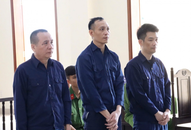 Nguyen Tong giam doc Cong ty Ha tang khu cong nghiep Can Tho hau toa hinh anh