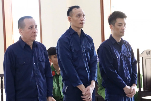 Tuyen an nhom lanh dao, can bo Cong ty Ha tang khu cong nghiep Can Tho hinh anh