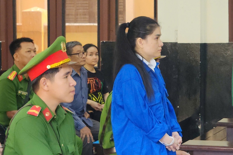 nguoi phu nu,  dung xyanua,  sat hai nhan tinh anh 2