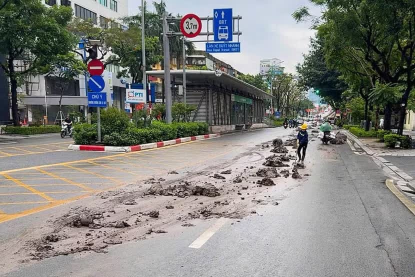 Xe cho qua kho,  Tao bay tron truot anh 2