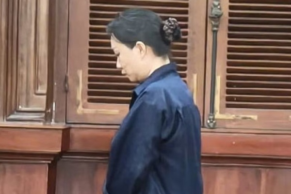 Tham o hon 11 ty dong, nu ke toan truong linh an 30 nam tu hinh anh