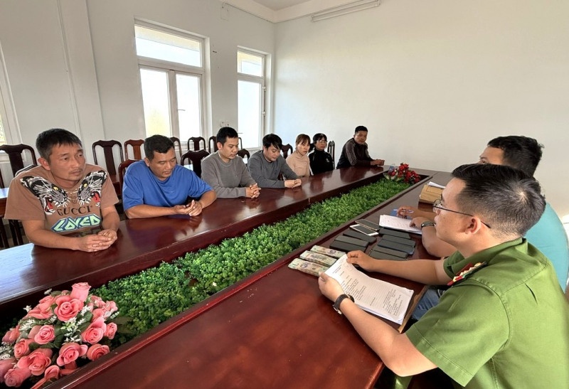 Triet pha duong day ghi so de lien tinh hang chuc ty dong hinh anh