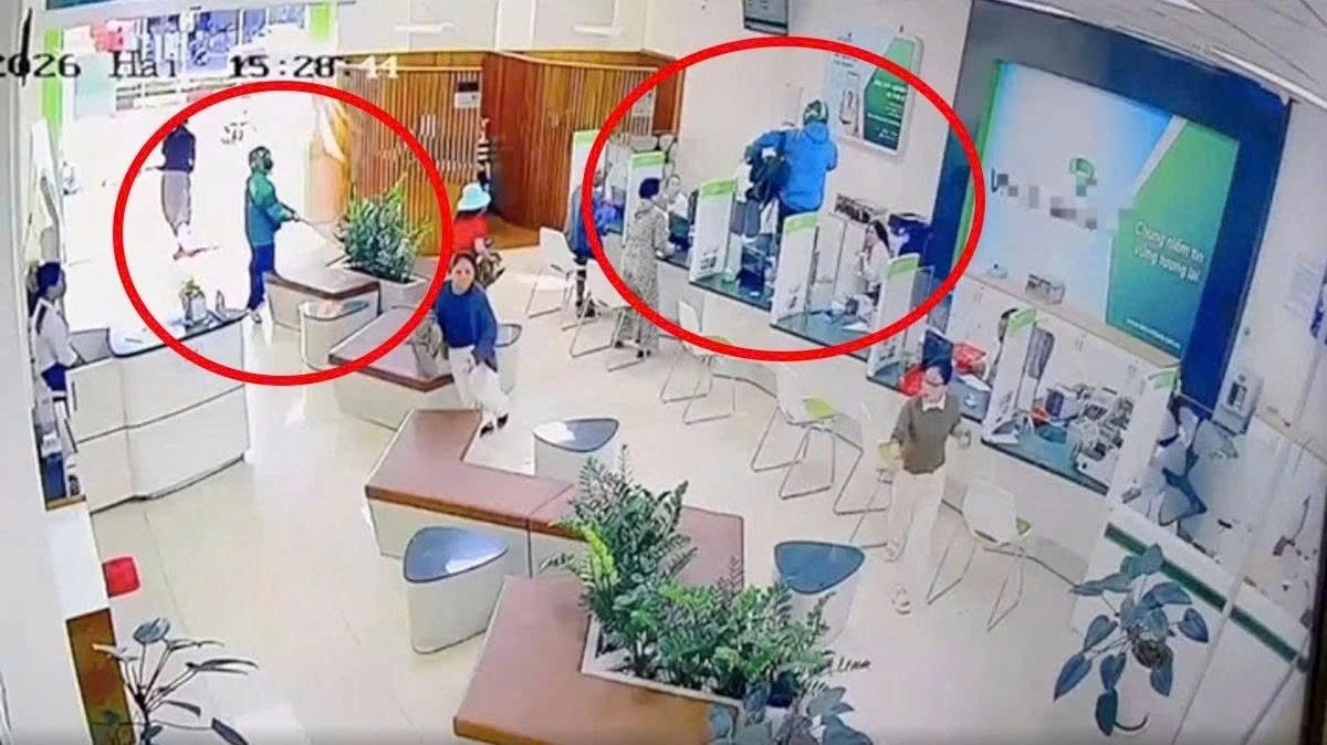 Vi sao cac vu cuop tiem vang, ngan hang van xay ra trong thang cu mat? hinh anh