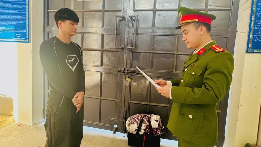 Xam hai,  Thieu nu 16 tuoi anh 1