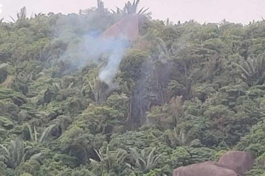 Roi may bay quan su o Dak Lak, phi cong nhay du thoat nan hinh anh