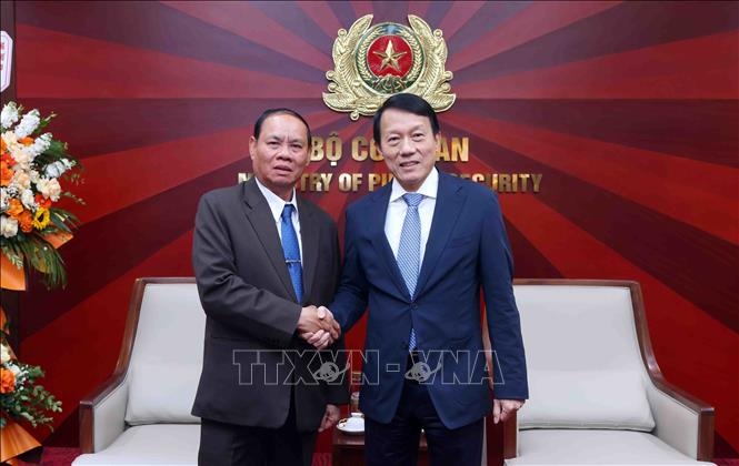 Tiep tuc vun dap quan he huu nghi Viet Nam - Lao hinh anh