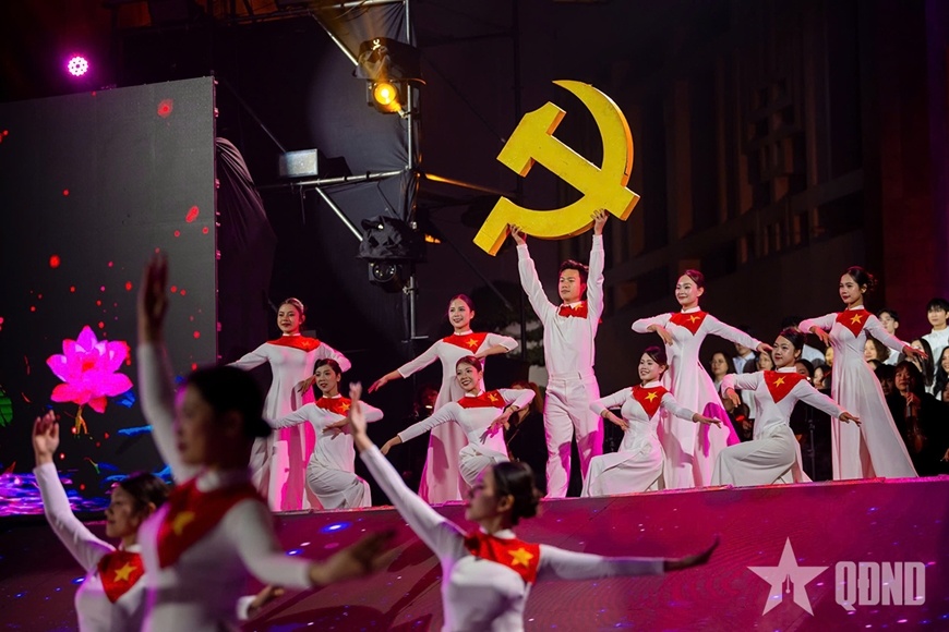 Bac Ho ve nuoc anh 12