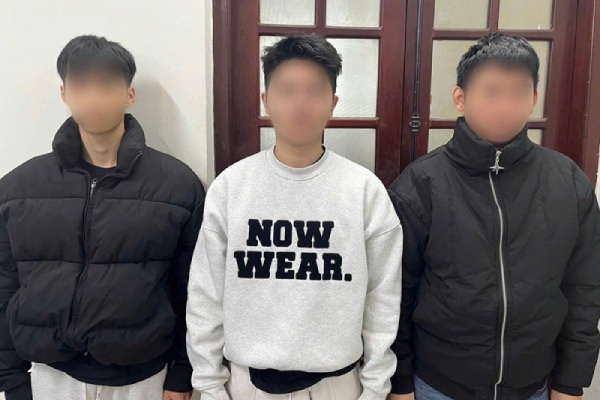 Nhom doi tuong mua ban hon 8,4 ty email cua nguoi dung tren the gioi hinh anh