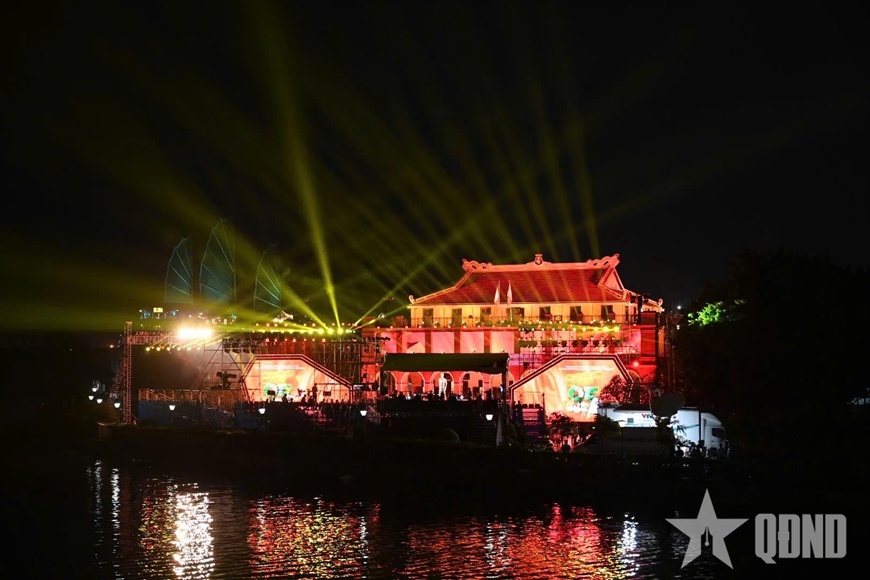 Bac Ho ve nuoc anh 8