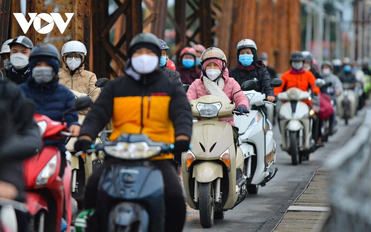 Gio mua Dong Bac anh 1