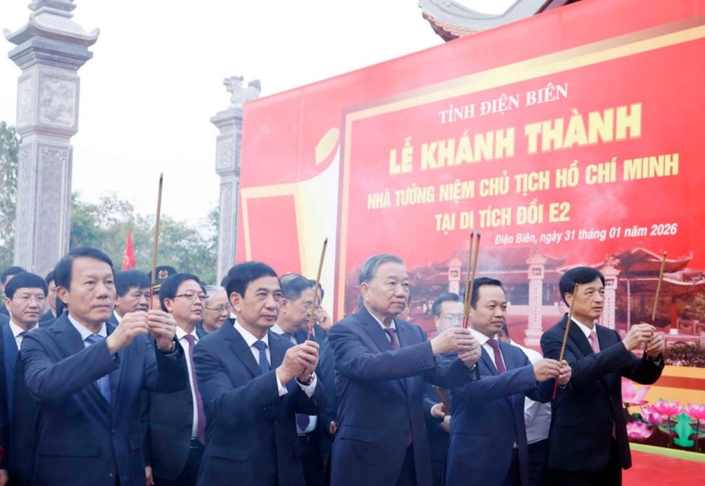 Le khanh thanh Nha tuong niem Chu tich Ho Chi Minh tai Di tich Doi E2 hinh anh