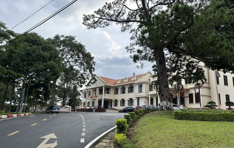 Lam ro trach nhiem 2 Bi thu xa o Lam Dong de lo thong tin nguoi to cao hinh anh