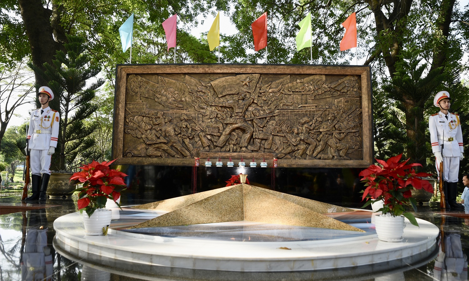 Cap bang To quoc ghi cong voi 49 liet si Biet dong Sai Gon - Gia Dinh hinh anh