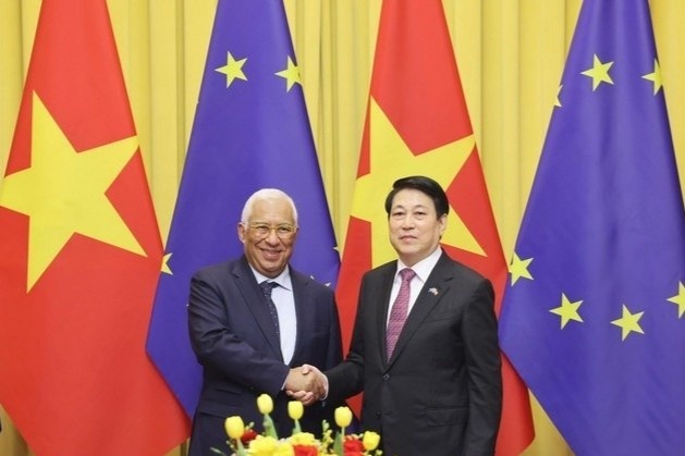 Nang cap quan he Viet Nam-EU len Doi tac Chien luoc Toan dien hinh anh