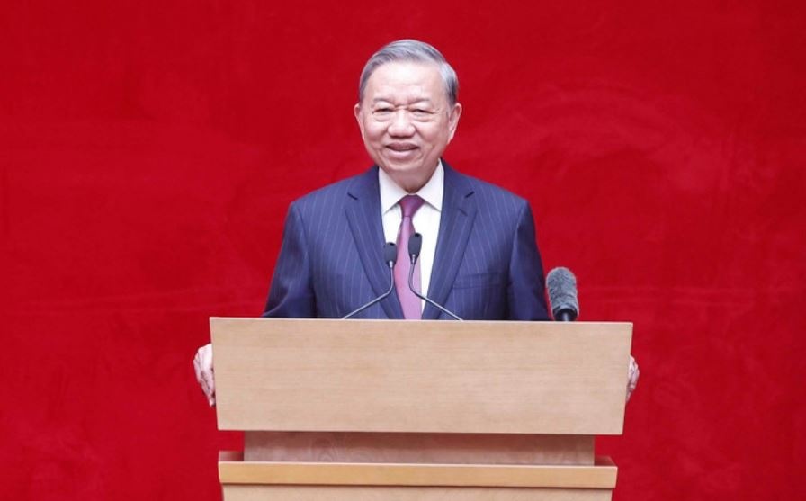 Tong Bi thu gap mat can bo Cong an cap cao nhan Tet 2026 hinh anh