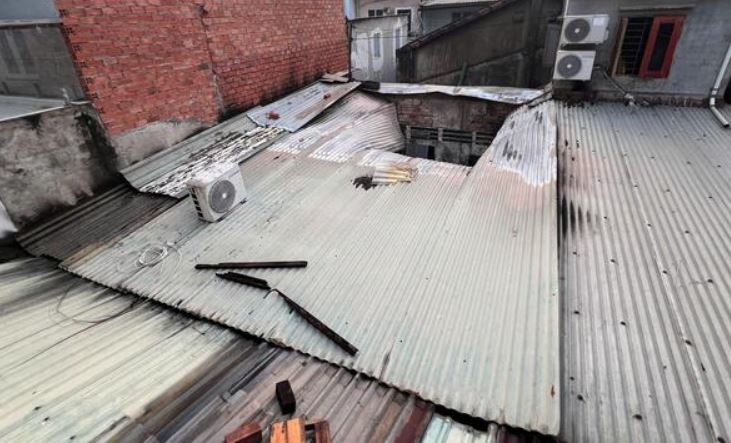 Nhan chung bat luc nhin lua nuot can nha, khien 3 me con tu vong hinh anh