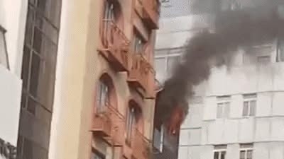 Chay bat ngo tai nha hang o trung tam TP.HCM hinh anh