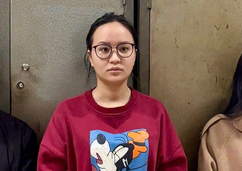 A khoi sac dep,  Bui Thi Phuong Linh anh 1