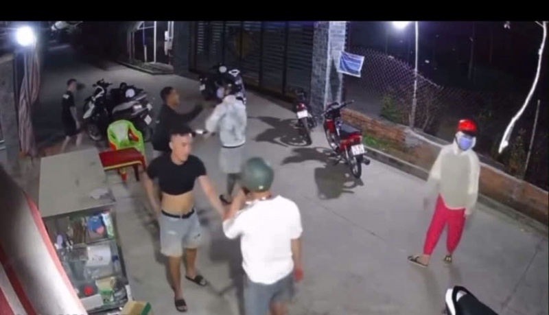 mau thuan,  quan nhau,  quan nhau Ba Han anh 2