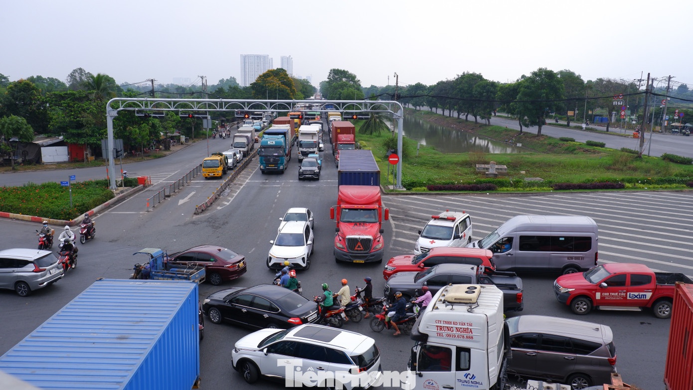 Ket xe TP.HCM anh 14