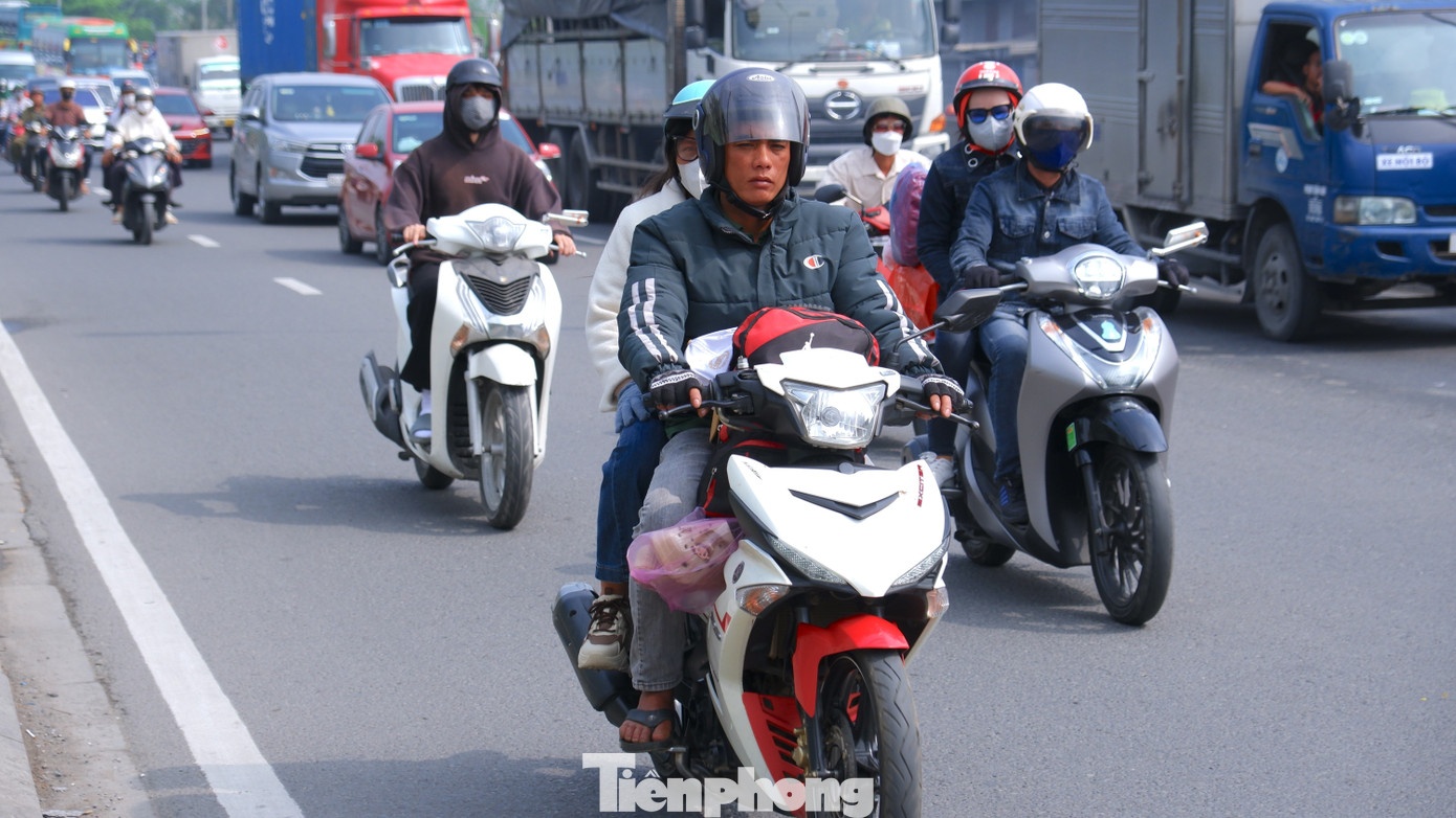 Ket xe TP.HCM anh 16