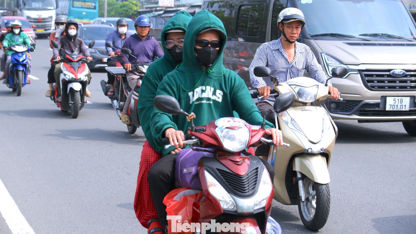 Ket xe TP.HCM anh 17