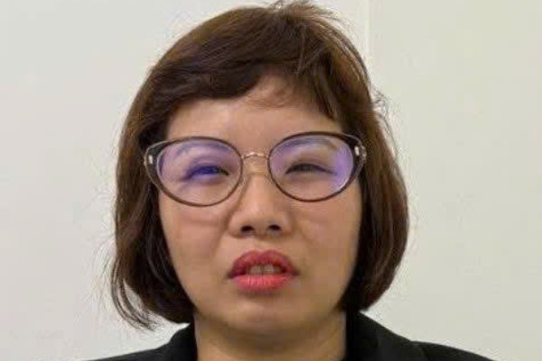 Nu quai tron truy na voi vo boc nhan vien quan karaoke hinh anh