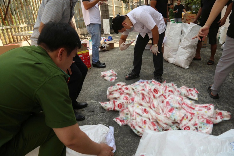 nuoc mam,  bot nem,  bot ngot gia,  Nuoc giat Vi dan,  nuoc mam Nam Ngu anh 8