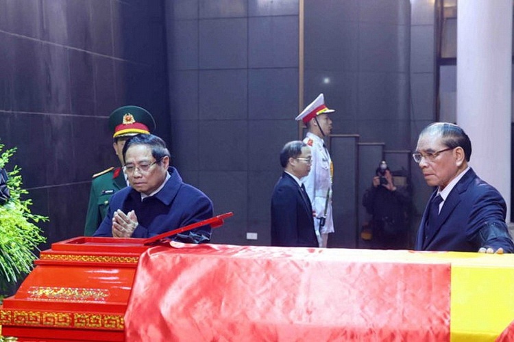 Thu tuong vieng nguyen Pho chu tich Hoi dong Bo truong Doan Duy Thanh hinh anh