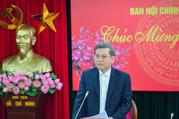 Hoi nghi Trung uong 2 se thong qua nghi quyet moi ve chong tham nhung hinh anh