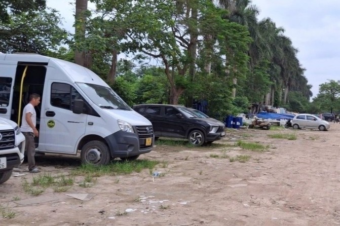 Mot phuong o Ha Noi co 54 bai xe trai phep hinh anh