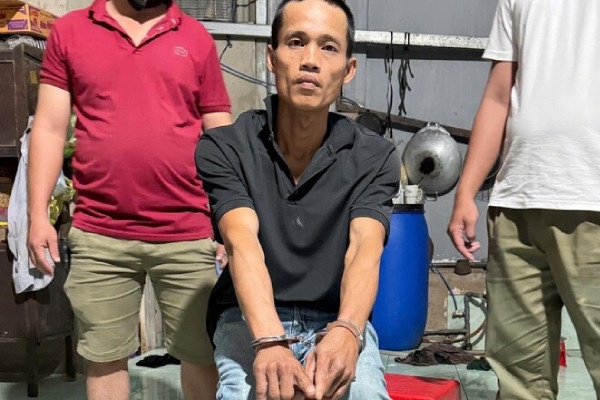 Bat nghi pham cuop tiem vang tai TP.HCM hinh anh