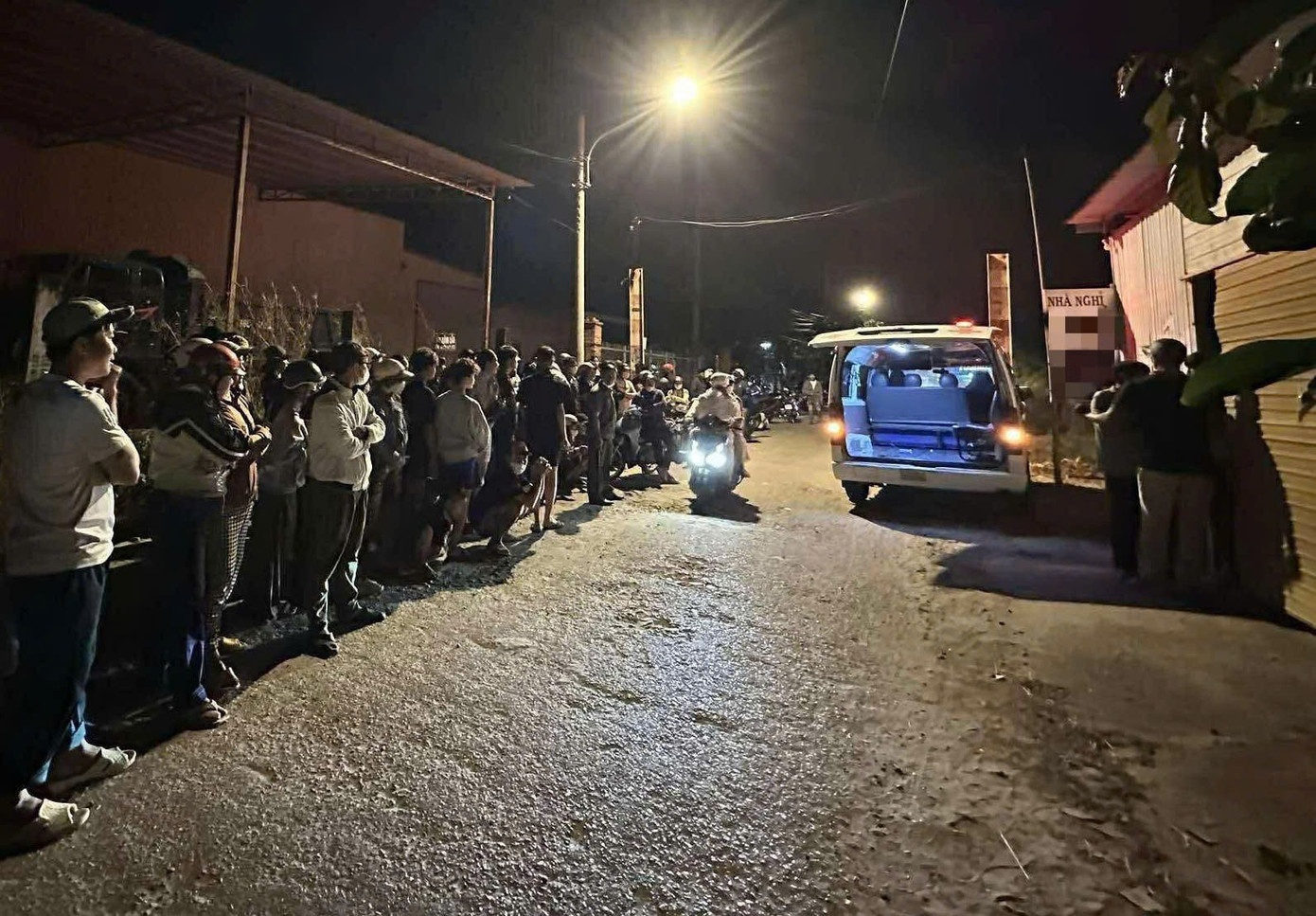 Dieu tra vu nguoi dan ong tu vong trong nha nghi o Lam Dong hinh anh