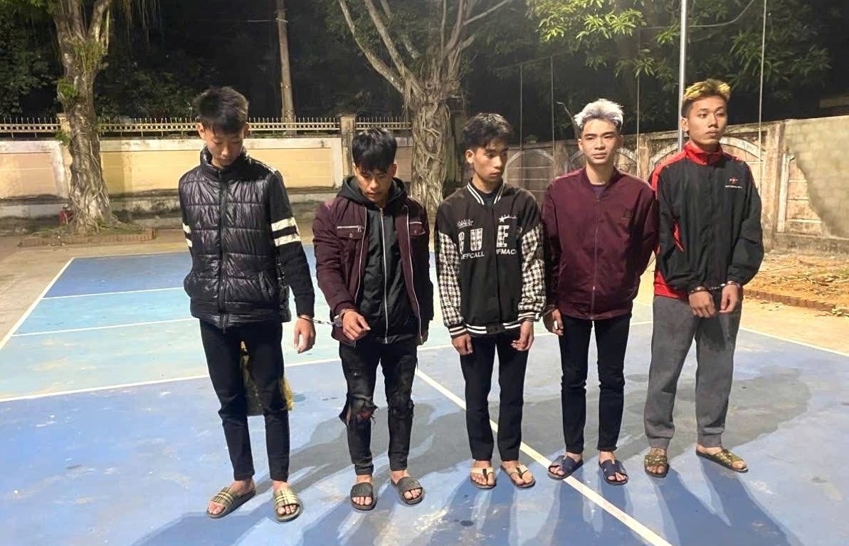 Nhom doi tuong,  Ruot chem nhau anh 1