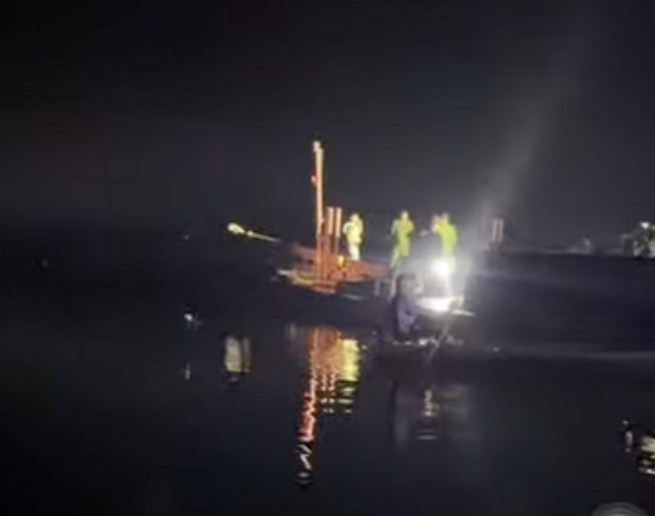 6 nguoi mat tich sau vu tau khach va cham pha cho da tren ho Thac Ba hinh anh