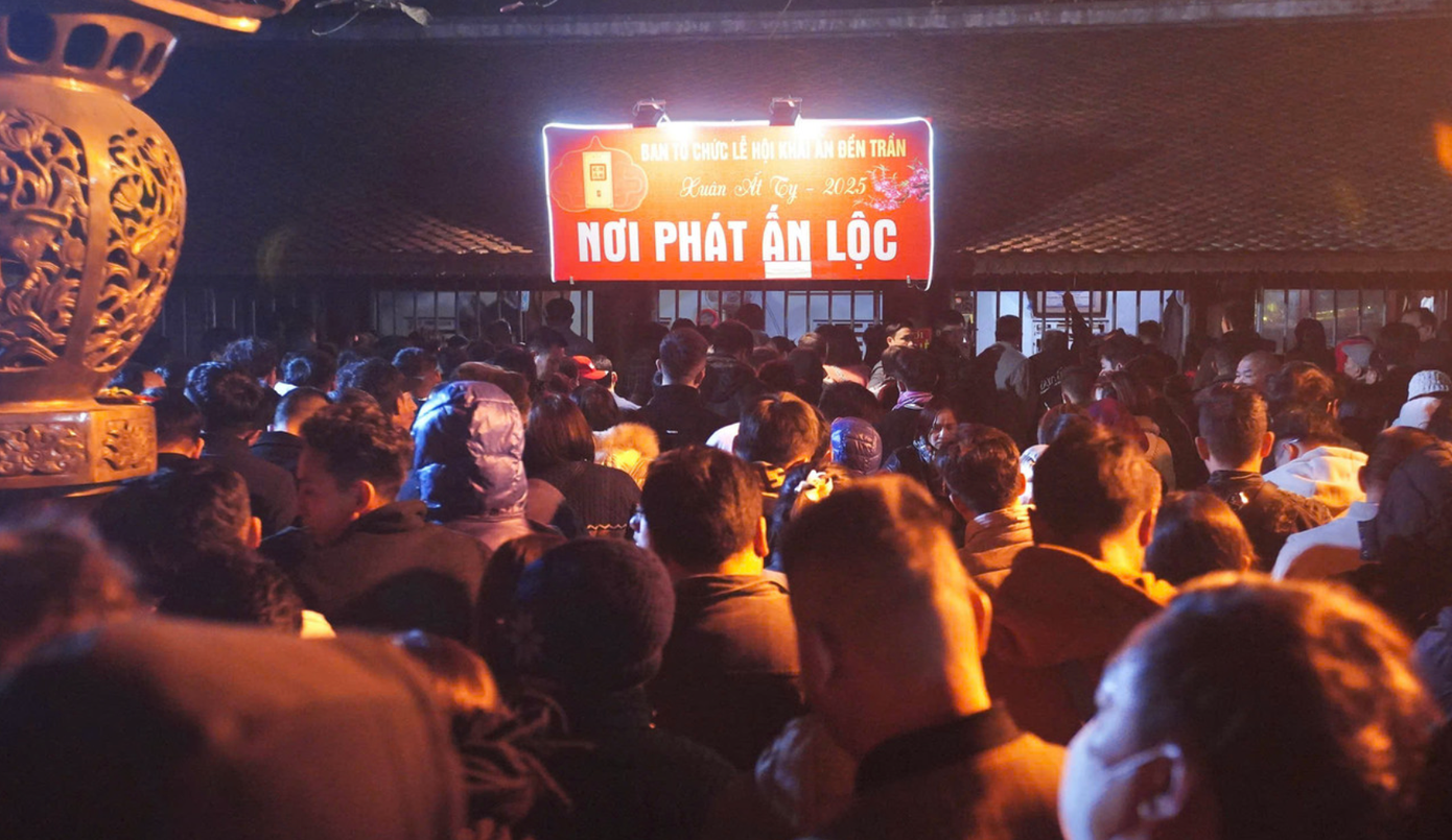 Den Tran doi gio phat an Xuan Binh Ngo 2026 hinh anh