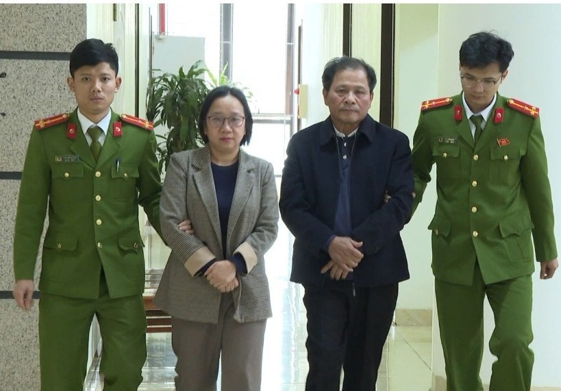 Giam doc hai doanh nghiep kinh doanh xe dien o Sam Son bi khoi to hinh anh