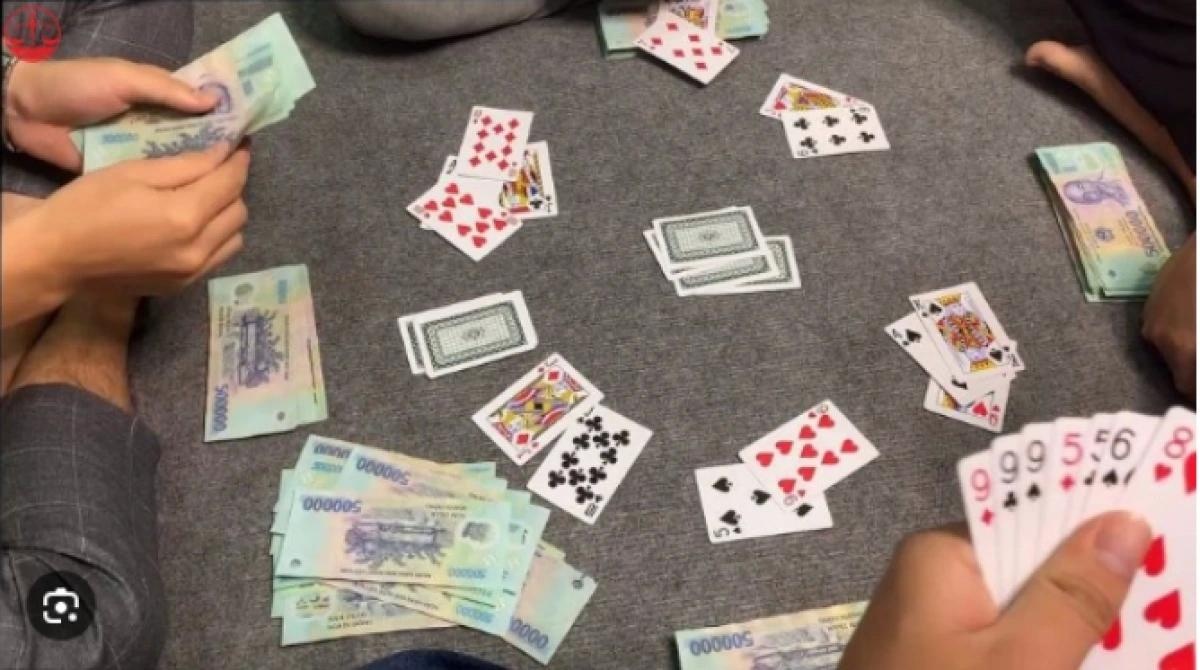 Danh bai ngay Tet: Khi nao 'choi cho vui', khi nao vi pham phap luat? hinh anh