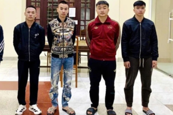 'Tin dung den' mua Tet hinh anh