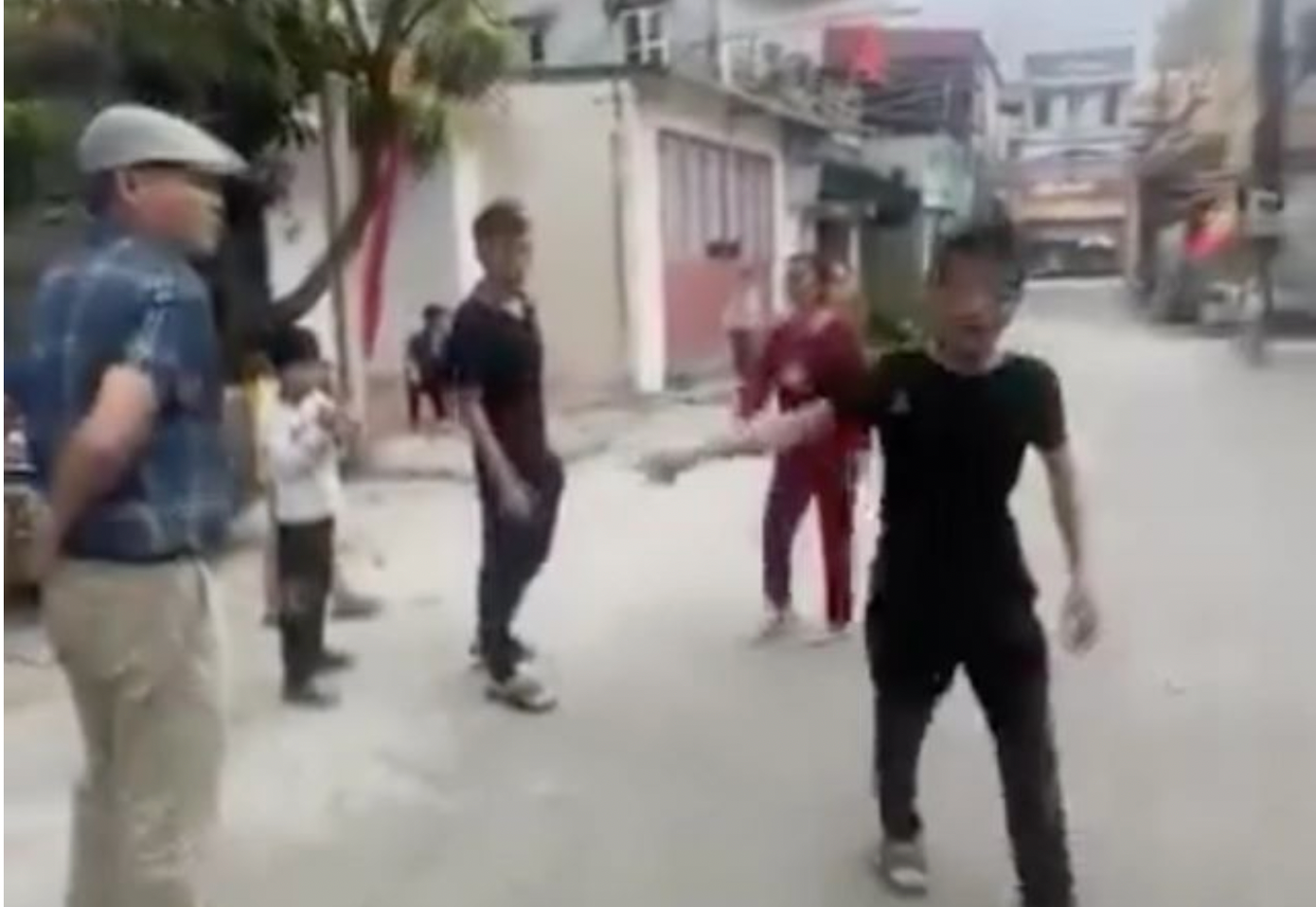 Cong an xu ly,  Doi tien do oto anh 1