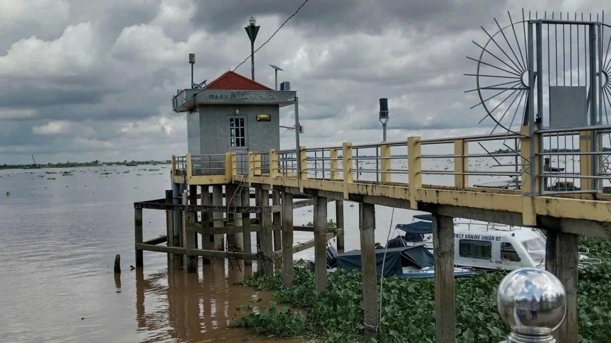 Xuat hien,  Dot trieu cuong anh 1