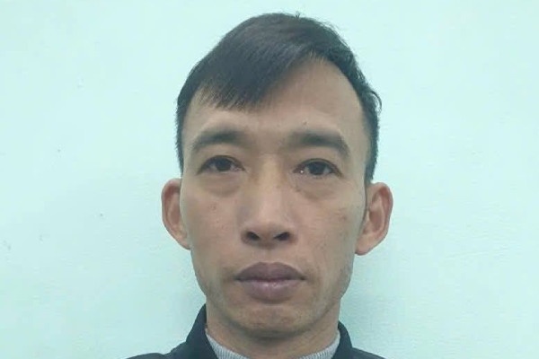 Khoi to doi tuong hanh hung phu nu di tap the duc hinh anh