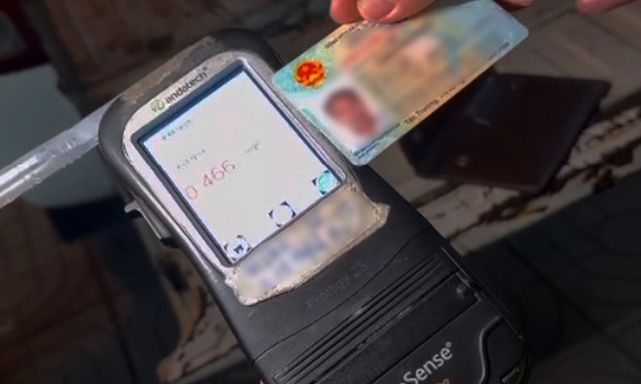 Thach thuc CSGT anh 2