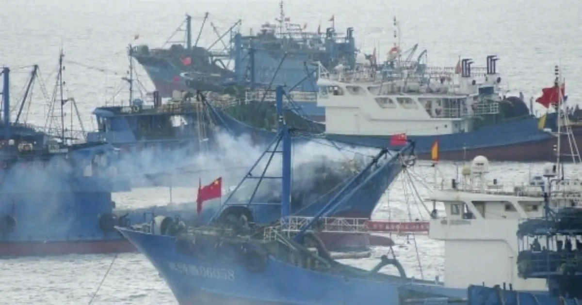 Nhat Ban co hanh dong hiem thay voi tau ca Trung Quoc hinh anh