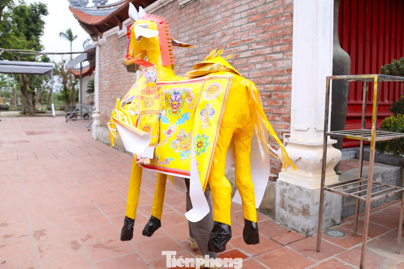 den Ong Hoang Muoi anh 5