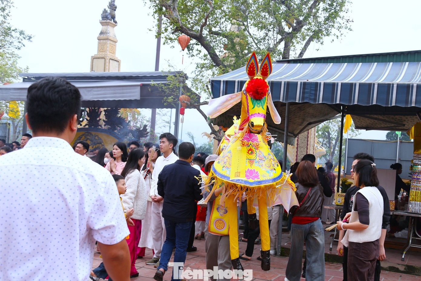 den Ong Hoang Muoi anh 4